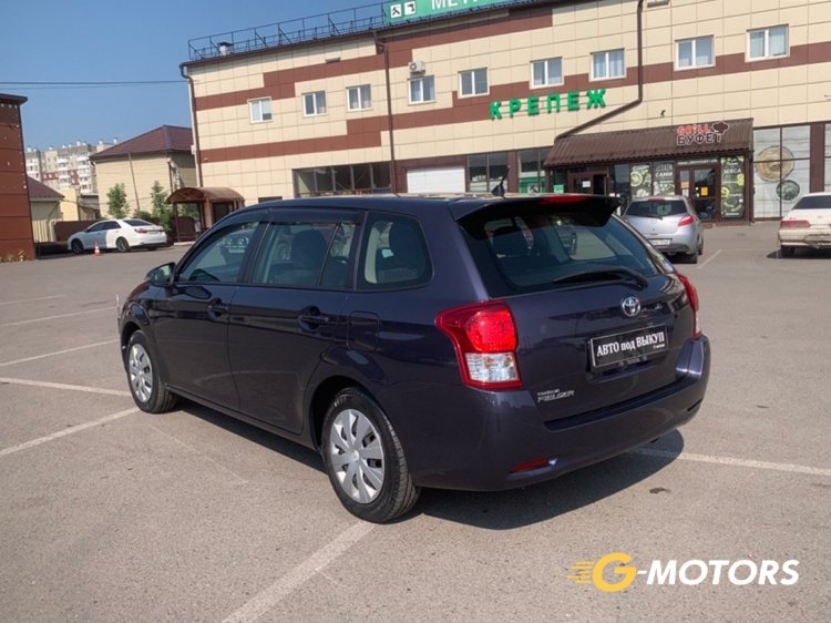 TOYOTA FIELDER  2012