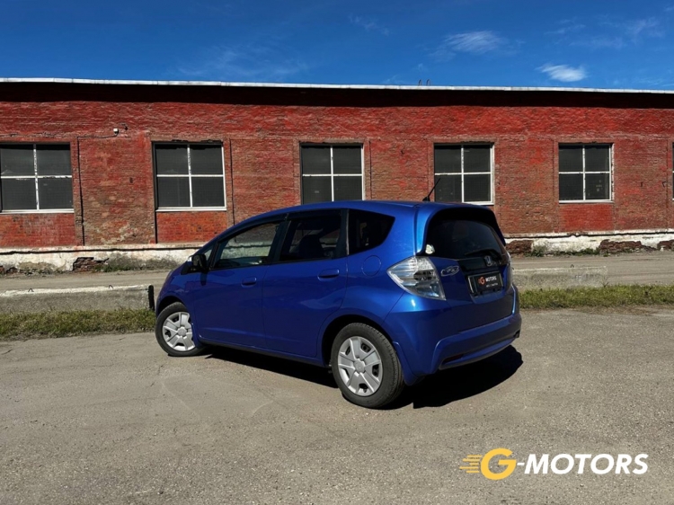 HONDA FIT 2011