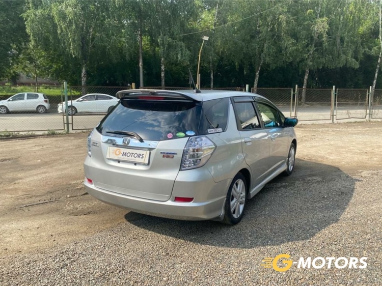HONDA FIT SHUTTLE 2012