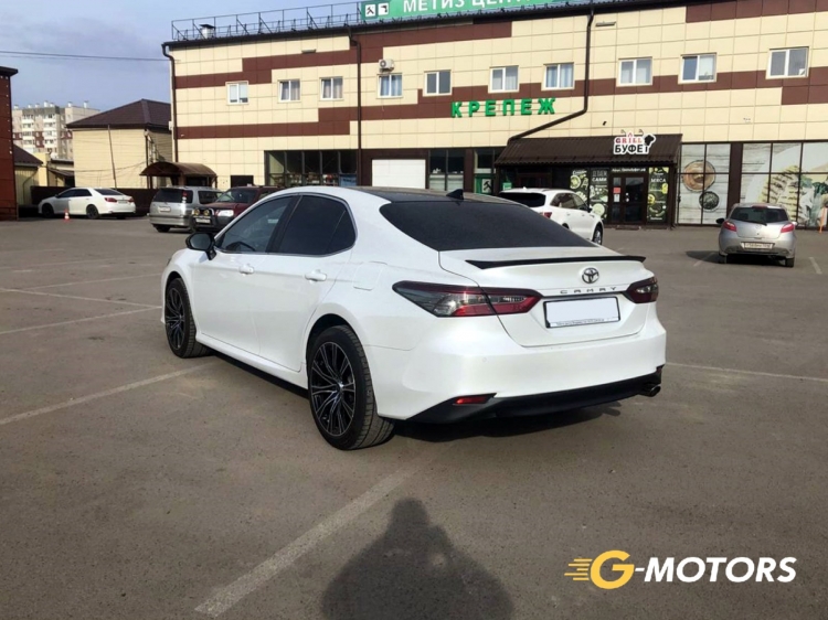 TOYOTA CAMRY 2018