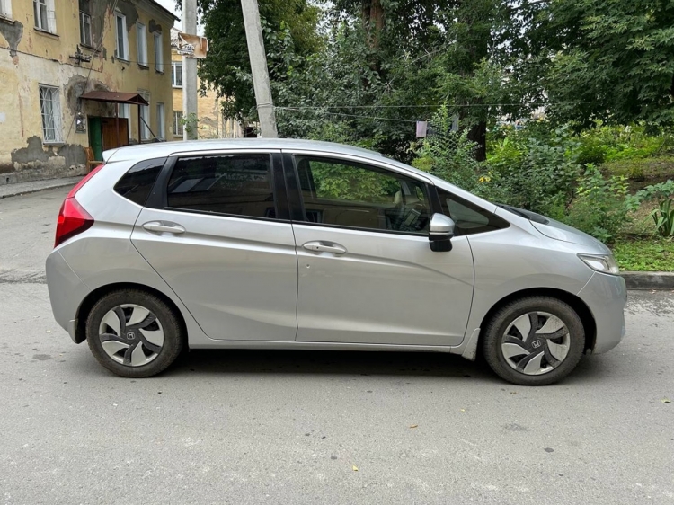 HONDA FIT 2016