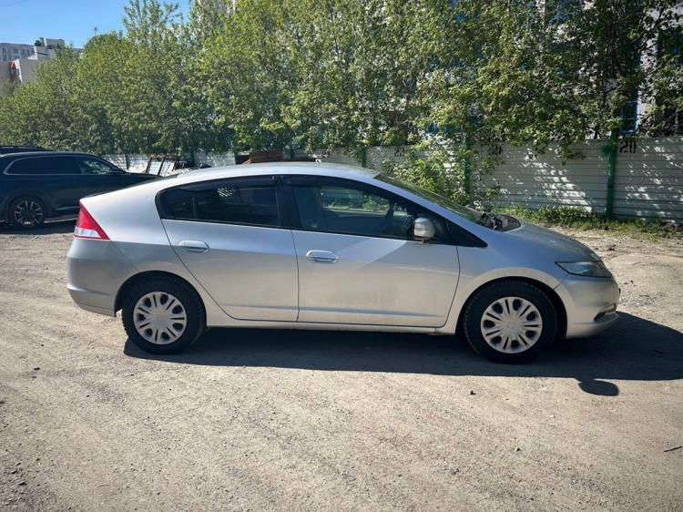 HONDA INSIGHT HYBRID 2009